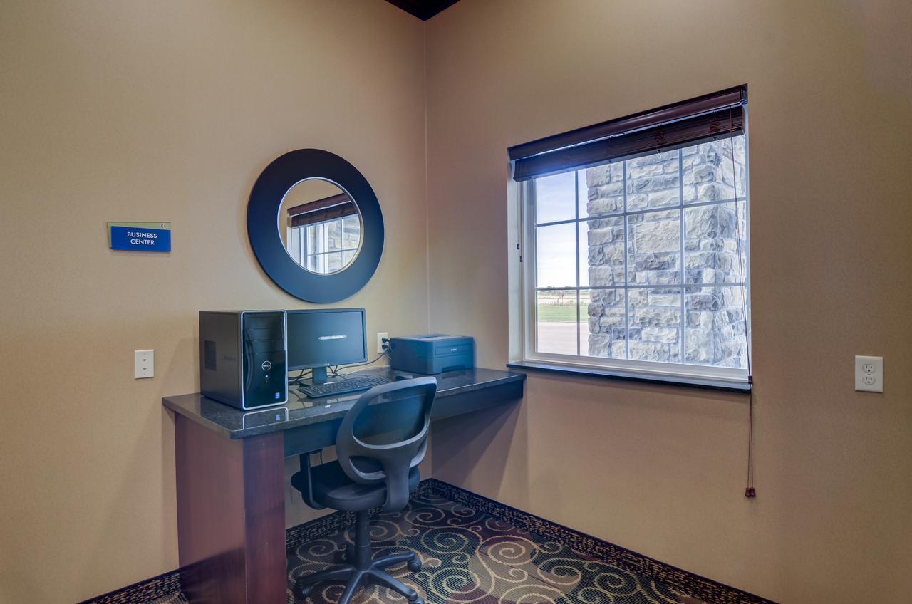 Cobblestone Inn&Suites - Ord Extérieur photo